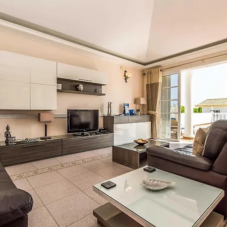 Villa Tiffany 14 *